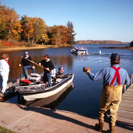 Lakewoods Resort & Golf Namekagon Buitenkant foto