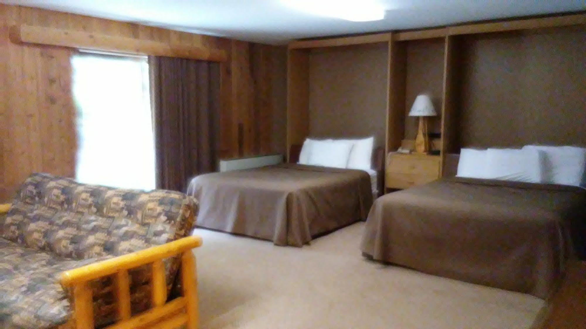 Lakewoods Resort & Golf Namekagon Buitenkant foto