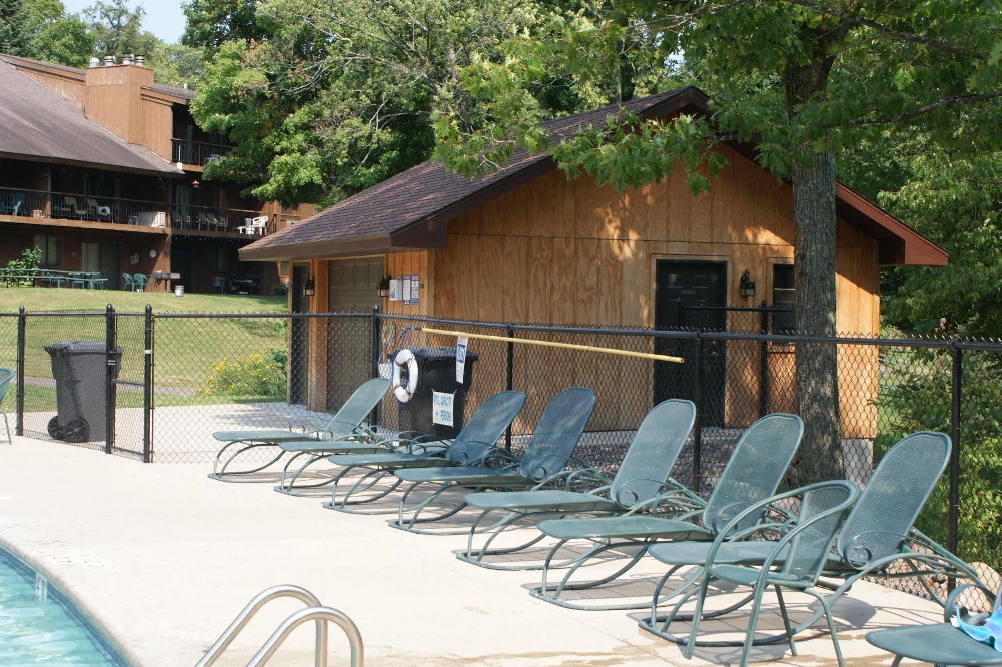 Lakewoods Resort & Golf Namekagon Buitenkant foto